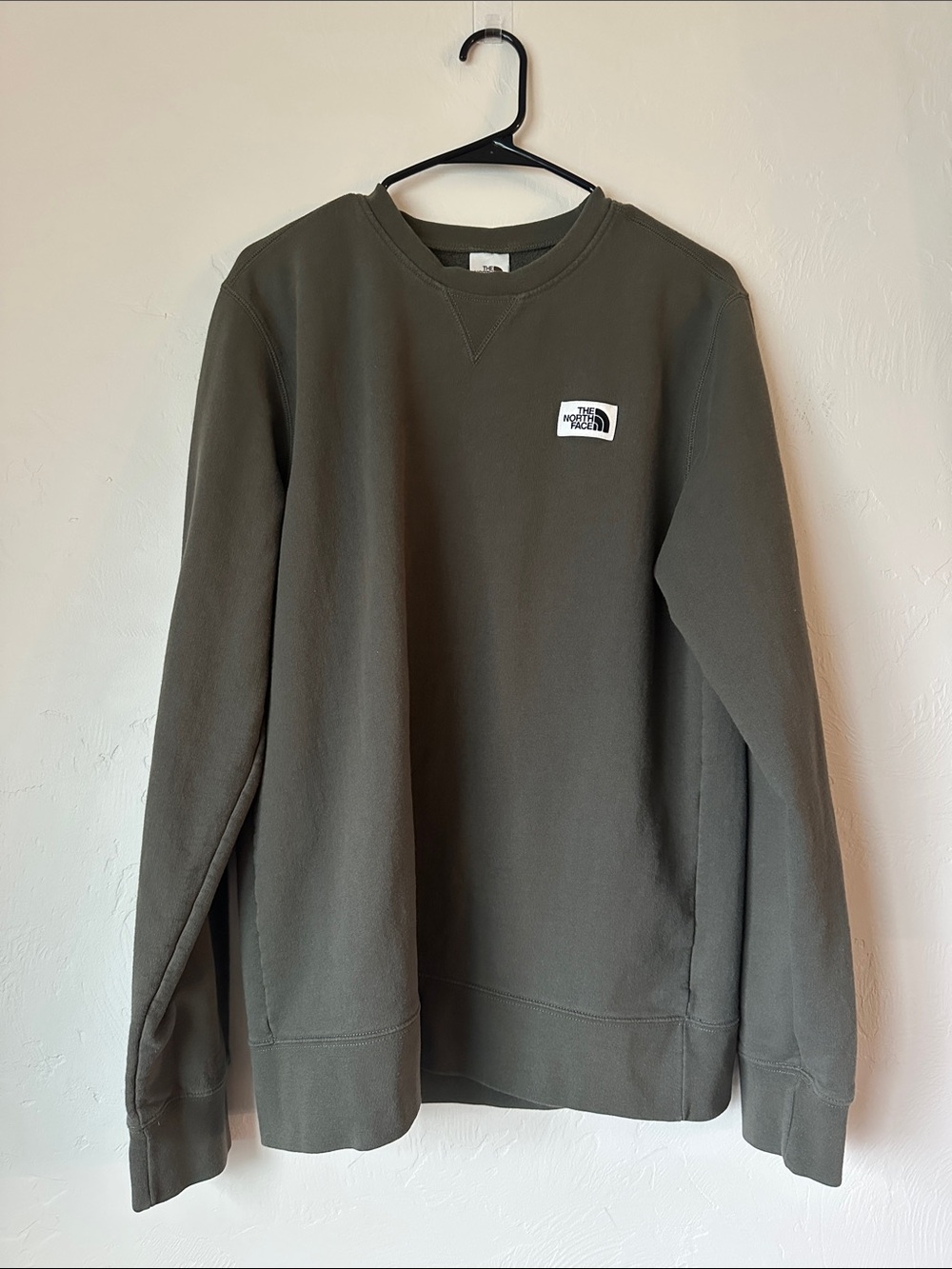 The North Face Men’s Crewneck Sweatshirt — Olive